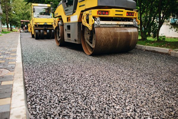 Gravel And Tar Paving in Rocklin